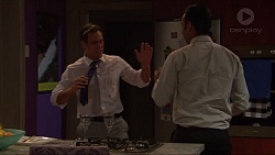 Aaron Brennan, Tom Quill in Neighbours Episode 7329