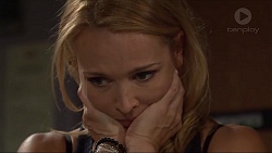 Steph Scully in Neighbours Episode 