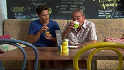 Josh Willis, Doug Willis in Neighbours Episode 7334