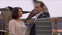 Julie Quill, Paul Robinson in Neighbours Episode 7336