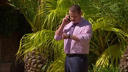 Toadie Rebecchi in Neighbours Episode 