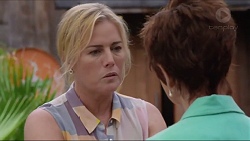 Lauren Turner, Susan Kennedy in Neighbours Episode 7338