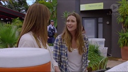 Nina Williams, Amy Williams in Neighbours Episode 