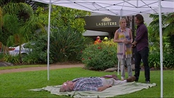 Doug Willis, Lauren Turner, Brad Willis in Neighbours Episode 7339