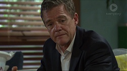 Paul Robinson in Neighbours Episode 