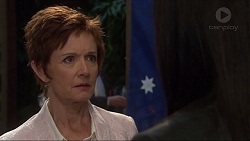Susan Kennedy, Sarah Beaumont in Neighbours Episode 7351