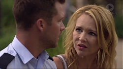 Mark Brennan, Steph Scully in Neighbours Episode 