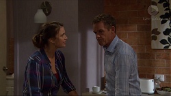 Amy Williams, Paul Robinson in Neighbours Episode 