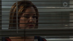 Terese Willis in Neighbours Episode 7370