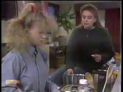 Sharon Davies, Bronwyn Davies in Neighbours Episode 0862