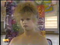 Sharon Davies in Neighbours Episode 0862