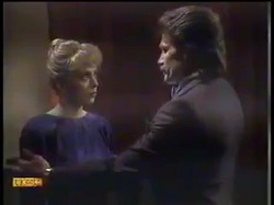 Jane Harris, Mark Granger in Neighbours Episode 0863