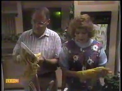 Harold Bishop, Madge Bishop in Neighbours Episode 0864