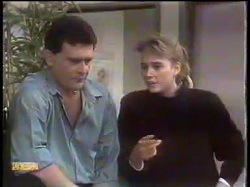 Des Clarke, Bronwyn Davies in Neighbours Episode 