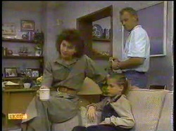 Beverly Robinson, Jim Robinson, Katie Landers in Neighbours Episode 