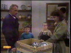 Jim Robinson, Toby Mangel, Katie Landers, Beverly Robinson in Neighbours Episode 