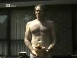 Doug Willis in Neighbours Episode 