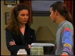 Gaby Willis, Todd Landers in Neighbours Episode 