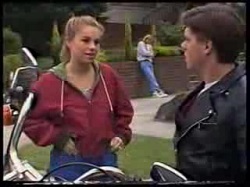 Lucy Robinson, Brad Willis, Cameron Hudson in Neighbours Episode 1701