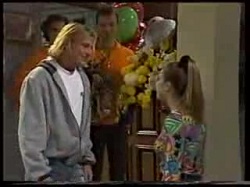 Brad Willis, Lucy Robinson in Neighbours Episode 