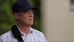 Paul Robinson in Neighbours Episode 7375