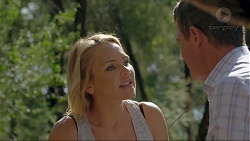 Steph Scully, Paul Robinson in Neighbours Episode 