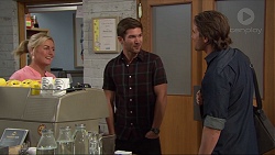 Lauren Turner, Ned Willis, Brad Willis in Neighbours Episode 7378