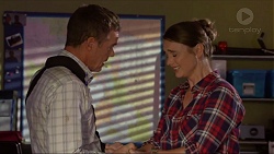 Paul Robinson, Amy Williams in Neighbours Episode 