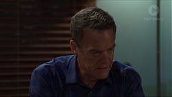 Paul Robinson in Neighbours Episode 