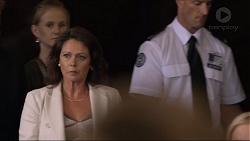 Julie Quill in Neighbours Episode 