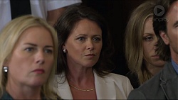 Lauren Turner, Julie Quill in Neighbours Episode 