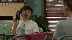 Jimmy Williams, Charlie Hoyland in Neighbours Episode 7389