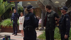 Mark Brennan, Julie Quill, Jacka Hills in Neighbours Episode 7394