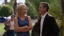 Steph Scully, Paul Robinson in Neighbours Episode 