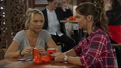 Steph Scully, Amy Williams in Neighbours Episode 