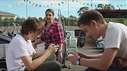 Jimmy Williams, Amy Williams, Charlie Hoyland in Neighbours Episode 7398