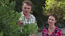 Gary Canning, Amy Williams in Neighbours Episode 