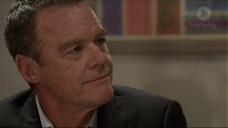 Paul Robinson in Neighbours Episode 