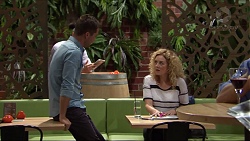 Mark Brennan, Belinda Bell in Neighbours Episode 7406