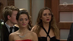 Alison Gore, Piper Willis in Neighbours Episode 7411