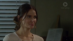 Elly Conway in Neighbours Episode 7411