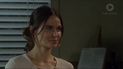 Elly Conway in Neighbours Episode 