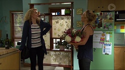 Belinda Bell, Steph Scully in Neighbours Episode 