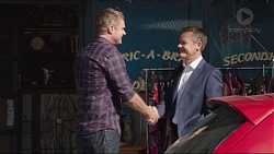 Gary Canning, Paul Robinson in Neighbours Episode 