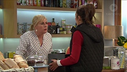 Lauren Turner, Paige Smith in Neighbours Episode 7413