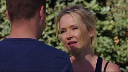 Mark Brennan, Steph Scully in Neighbours Episode 