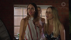 Elly Conway, Courtney Grixti in Neighbours Episode 7416