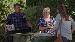 Gary Canning, Sheila Canning, Amy Williams in Neighbours Episode 7417