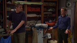 Gary Canning, Paul Robinson in Neighbours Episode 7418