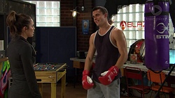 Paige Novak, Jack Callahan in Neighbours Episode 